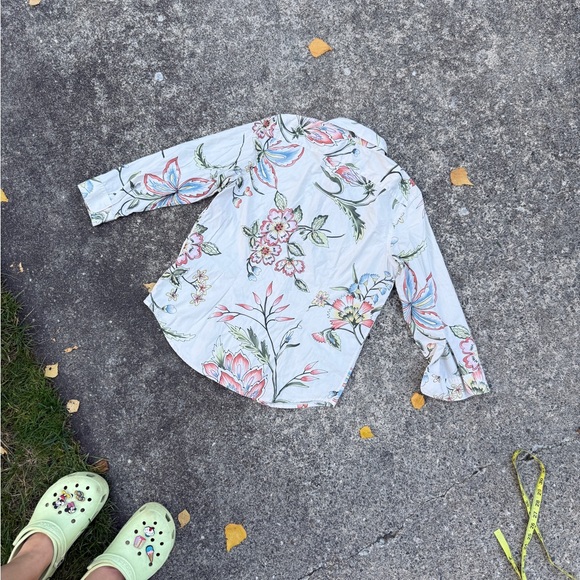Gorgeous Ralph Lauren Floral cream Casual Shirt size M - Picture 10 of 12